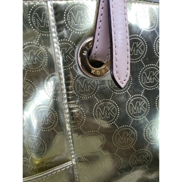 MICHAEL MICHAEL KORS GOLD EMBOSSED DESIGNER MIRROR AS IS TOTE1254795 - Picture 8 of 12